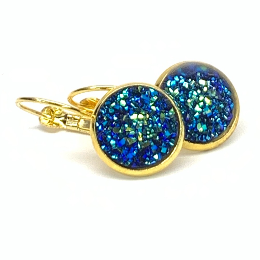 🌟 Shiny Blue-Green Druzy Earrings 🌟